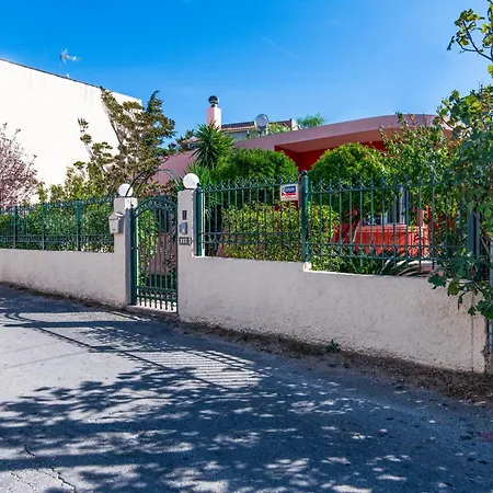 Holiday home Lovely Family Garden House