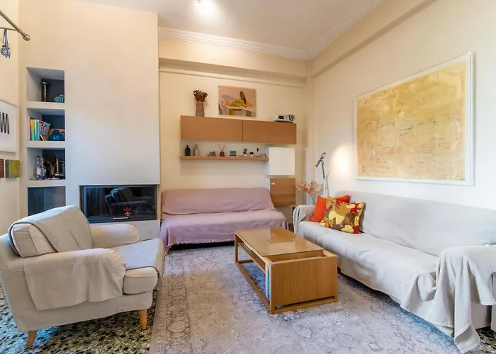 Lovely Family Garden House