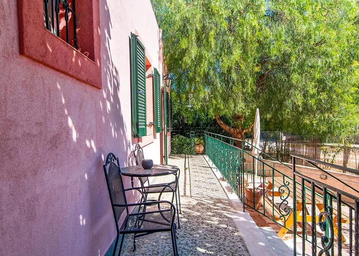 Holiday home Lovely Family Garden House *