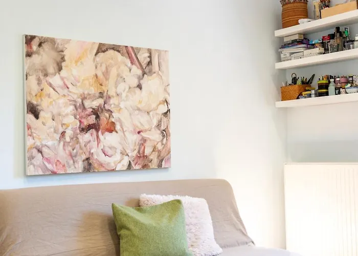 Lovely Family Garden House بيت للعطل *