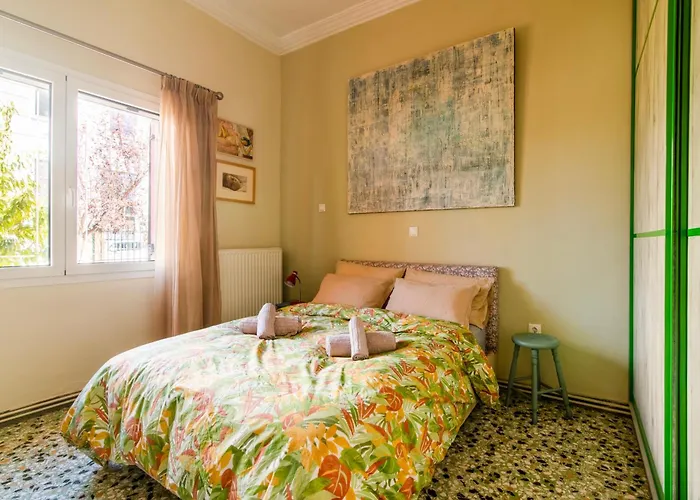 Lovely Family Garden House بيت للعطل *