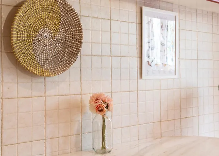 Lovely Family Garden House *