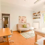 Ferienhaus Lovely Family Garden House Athen
