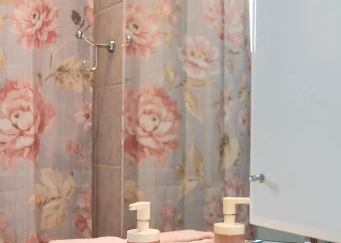 Lovely Family Garden House