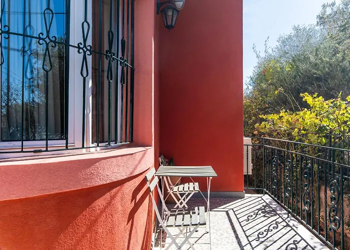 Lovely Family Garden House Αθήνα