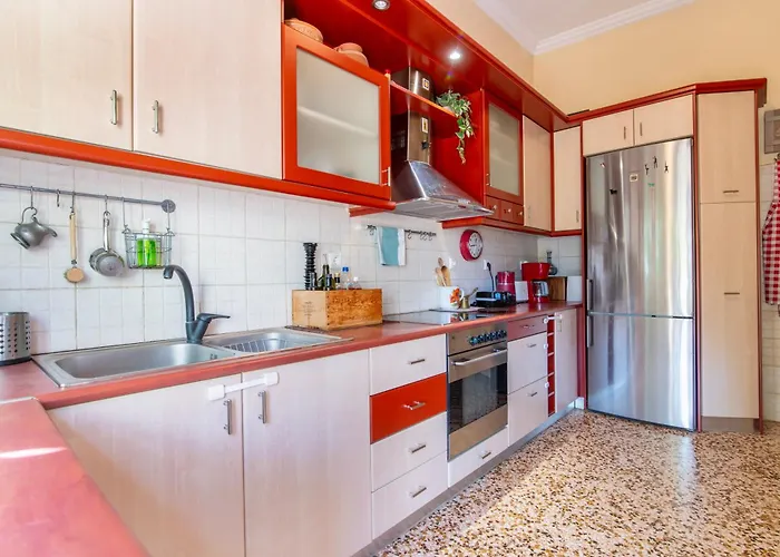 Lovely Family Garden House